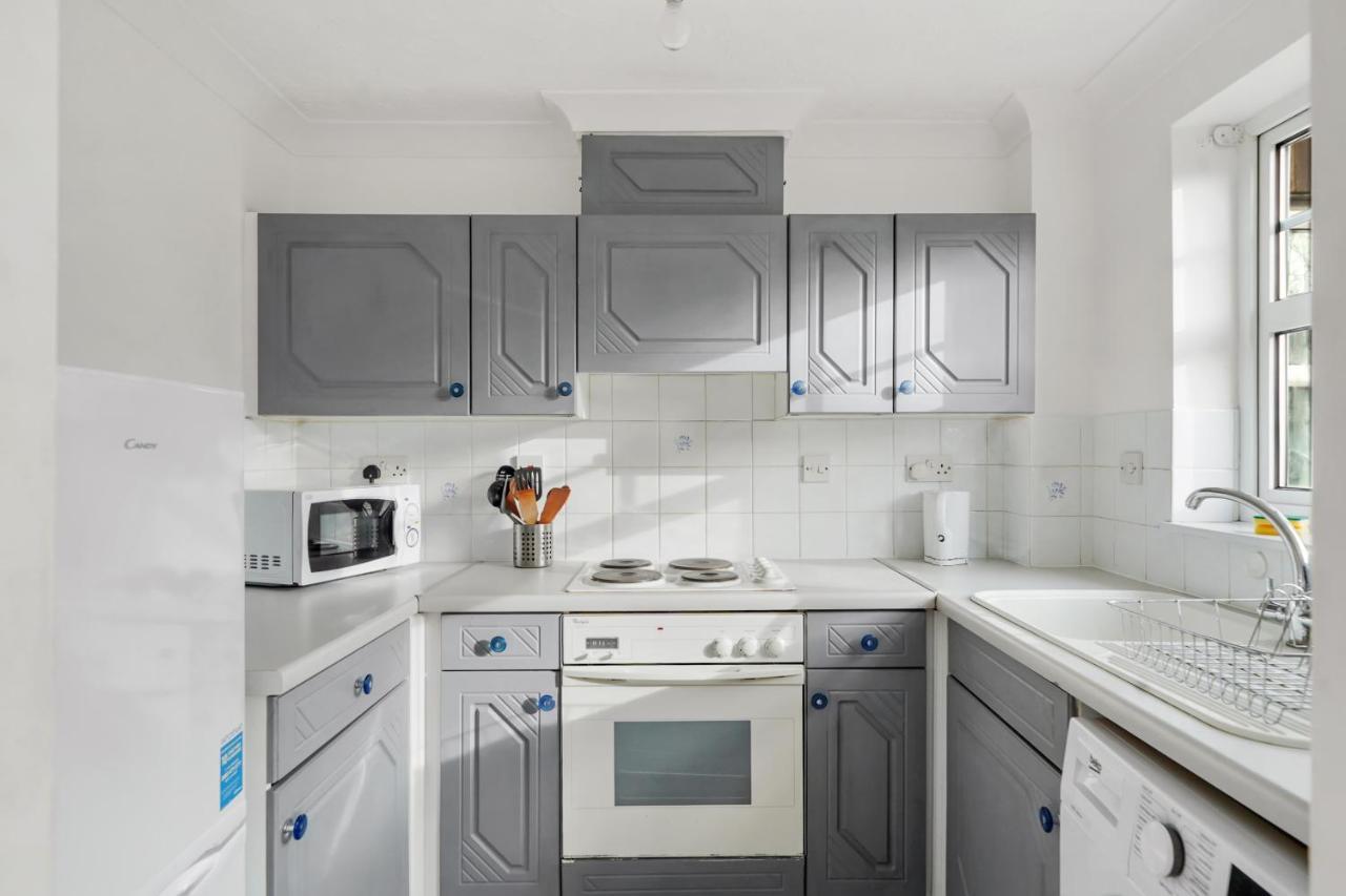 Cozy Luton Town Centre Retreat Apartman Kültér fotó
